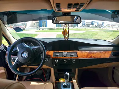 2009 BMW 5-SERIES 照片 6