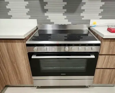 Siemens 90x60cm 5 Burners Electric Cooker With Oven HK9K9V850M Silver 112L