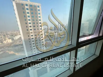 3 غرف وصالة للإيجار السنوي في التعاون – مخرج دبي | شهر مجاني | باركن مجاني