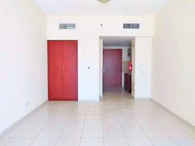 Studio | Tenanted | Ideal for Investors