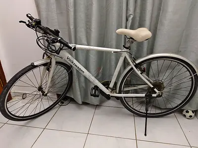 Volkswagen Hybrid City Bike - 28", White, Good Condition