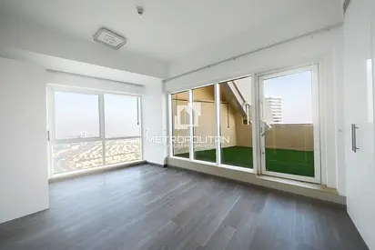 Fully upgraded 1BR | Vacant | Prime JLT Location