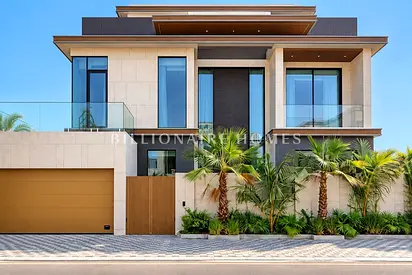 Ultra Luxury | Custom Build Villa | Prime Location