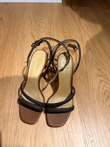 Micheal Kors shoes