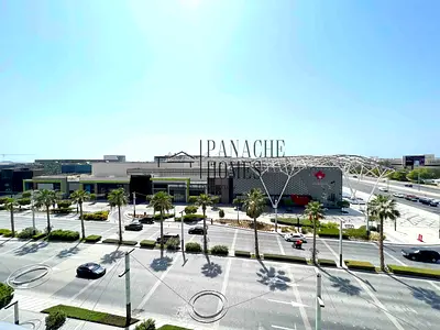 Boulevard View, Fully Furnished, Mid Floor