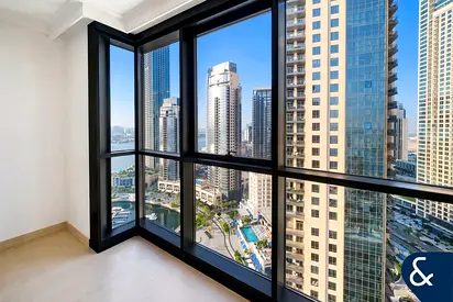 Large Layout | 2 Bed | Harbour View