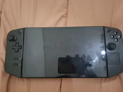 Lenovo Legion Go 1TB Gaming Handheld – Full Bundle