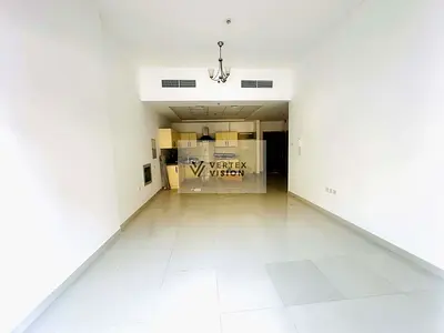 Spacious Layout | Community View | 4 Cheques