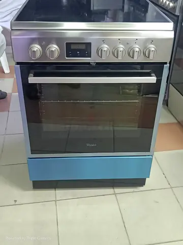 Whirlpool brand electric cooker 4 burner 60 cm