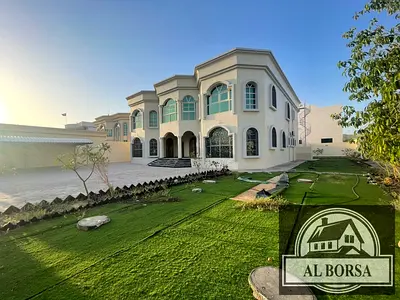 Luxury Villa for Rent in Ajman – Al Jurf Area (Behind the Court) For UAE Nationals Only A unique opportunity to rent a luxurious villa spanning 15,0