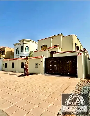 فيلا فاخرة للبيع في عجمان الروضه 2 | 5 غرف ماستر | شامل كهرباء ومياه ومكيفات..