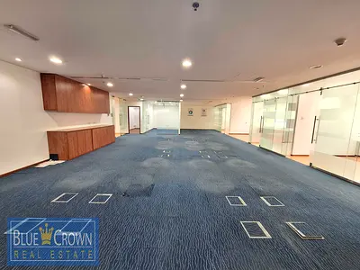 Wonderfull opportunity ! Near metro ! Chiller free