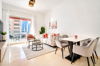 Bills Included | Fully Serviced | Close to Metro