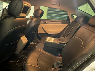 صورة 5 لـ 2016 Hyundai SONATA