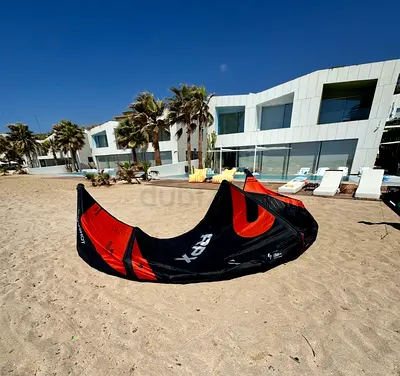 Kitesurfing