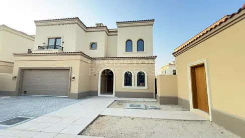 Spacious 4BR Villa|With Maid’s Room|Vacant