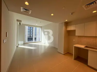Unfurnished | Low Floor | Community View