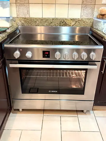 Bosch electric cookrr 90 cm