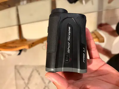 Golf range finder. Shot scope pro L1