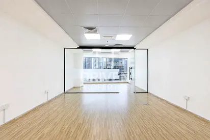 Bright Fitted Office | Mid Floor | Chiller Free