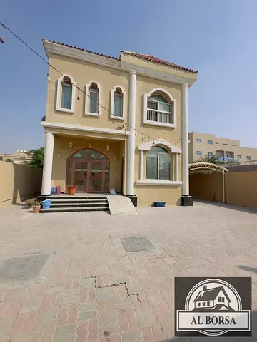 بيع فيلا فاخرة في الروضة 1🔹 **الموقع**: الروضة 1، على شارع أسفلت 🔹 **سعر الفيلا**: 1,950,000 درهم
