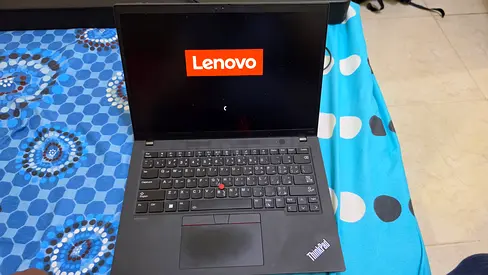Lenovo ThinkPad laptop - used, boots to logo, good keyboard