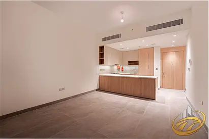 شقة بغرفتي نوم | جنة ميدتاون | إطلالات على المسبح والمنتزه | تصميم حديث غير مفروش