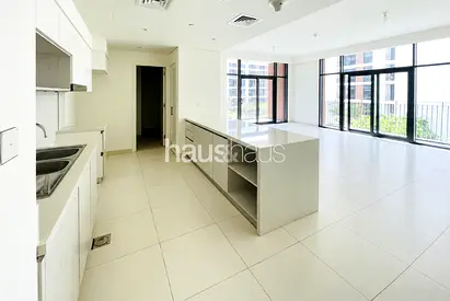 Available now | Great Views | Spacious