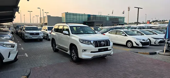 Toyota prado 2019 VXR V6 Full option