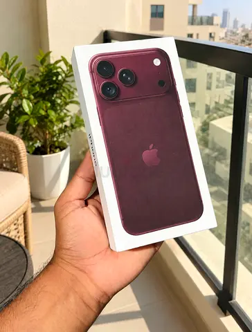 Iphone 18 pro max 2TB Esim Burgundy