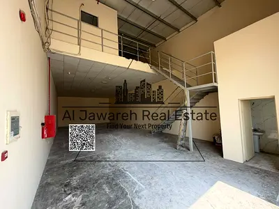 للايجار السنوي مستودع مميز مزانين يناسب جميع الانشطه وعلي الشارع الرئيسي في عجمان الصناعيه 1
