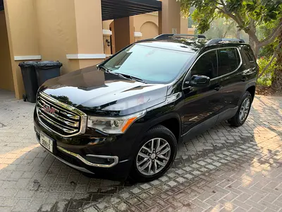 2018 GMC Acadia - 124,000km, full service history with Al Ghandi