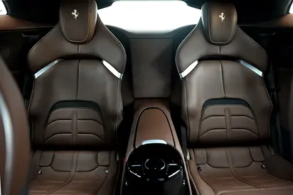 2024 Ferrari PUROSANGUE 照片 9