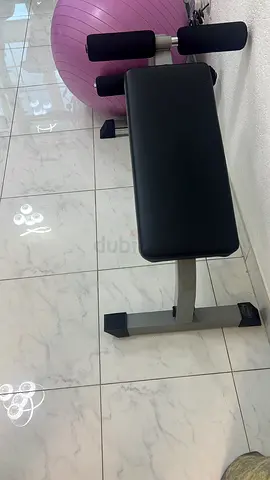 Adjustable Flat/Incline Workout Bench - with other gym equipments. Good Condition