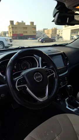 صورة مصغرة 11 لـ 2015 JEEP CHEROKEE