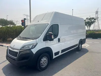 Peugeot boxer cargo van perfect for company