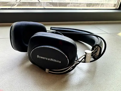 Bowers & Wilkins P7 (Wired)