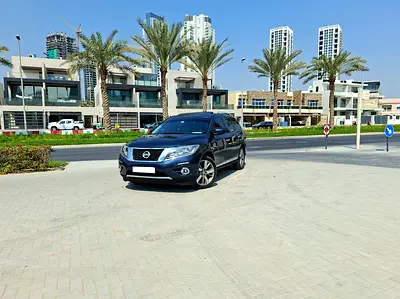7 Seats Nissan Pathfinder SV 2016, GCC Top Option, Low Milage, No Accident, Well Maintained