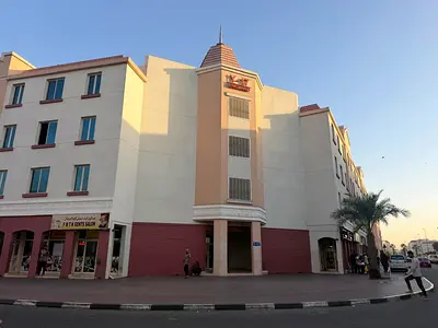 شقة أنيقة بغرفة نوم واحدة في مجمع سكني إنجليزي (مع شرفة) | معيشة ذكية بسعر لا يُضاهى! 470000