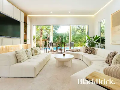 Fully Renovated | Extended | Park Backing