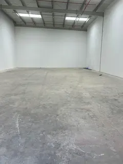 3600 sq ft warehouse at Al Quoz ind 4 ideal for carpentary/interior works/light industry @60k Power