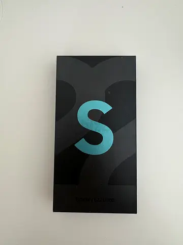Samsung Galaxy S22 Ultra 5G - Original packaging