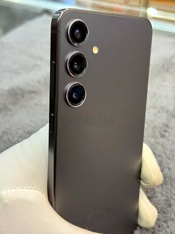 Sam S24 Plus 512 GB TDRA