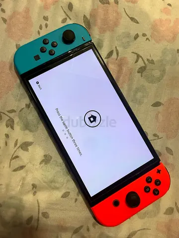 Nintendo Switch OLED + FREE games + Bags