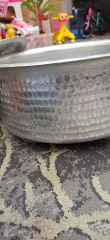 Large biriyani pot with lid