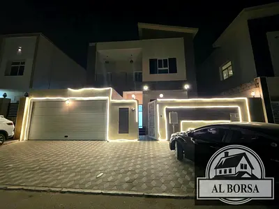 🏡 فيلا مميزة للإيجار  ✨ فرصة رائعة للسكن في فيلا واسعة ومتكاملة الخدمات  🔹 5 غرف نوم ماستر 🔹 مجلس واسع 🔹 صالة عائلية 🔹 غرفة خادمة 🔹 ستور 🔹 بارك