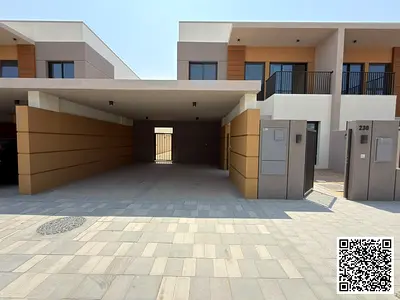 5 bedrooms Villa for sale in Azha Community
