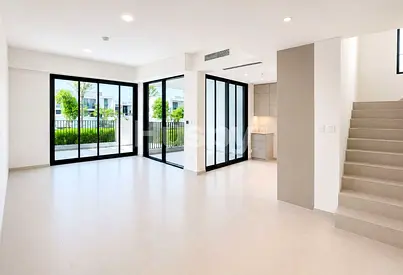 Vacant Now | Single Row | Triplex