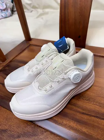 ANTA 100% new unisex shoe Beige colour size38.5 SALE Aed 30