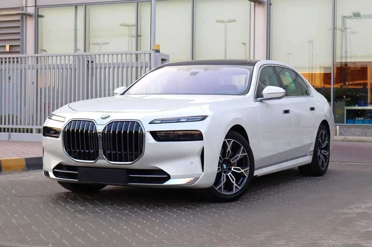 2026 BMW 7-Series 735i